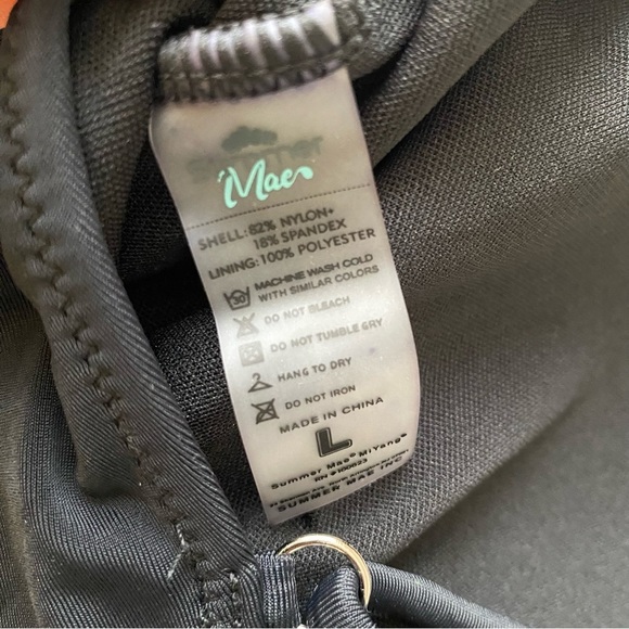 Summermae NWT one piece swimsuit V neck tummy control cross strappy back - Picture 12 of 16